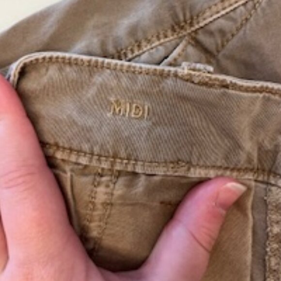 Women's American Eagle Dark Khaki Shorts Size 4 - Picture 4 of 7